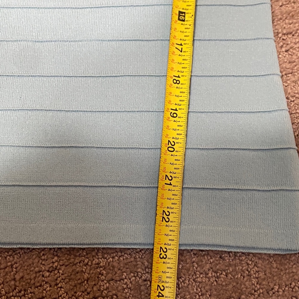 Cable & Gauge Light Blue Elegant Knit Sleeveless Top Summer Office - Picture 6 of 9